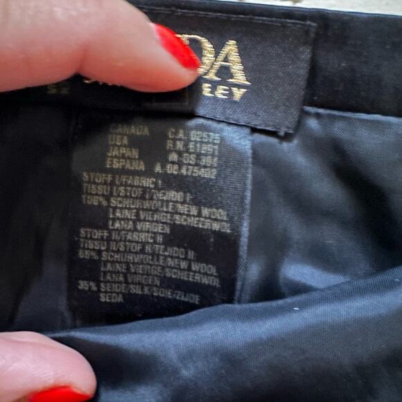 Escada Black 100% Pure New Wool Straight Pencil Skirt Size 42 or U.S. 12 - Picture 2 of 8